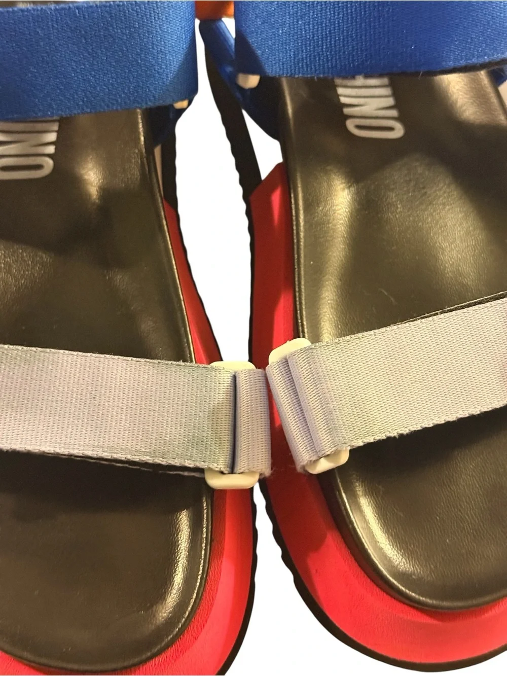 Moschino bold platform